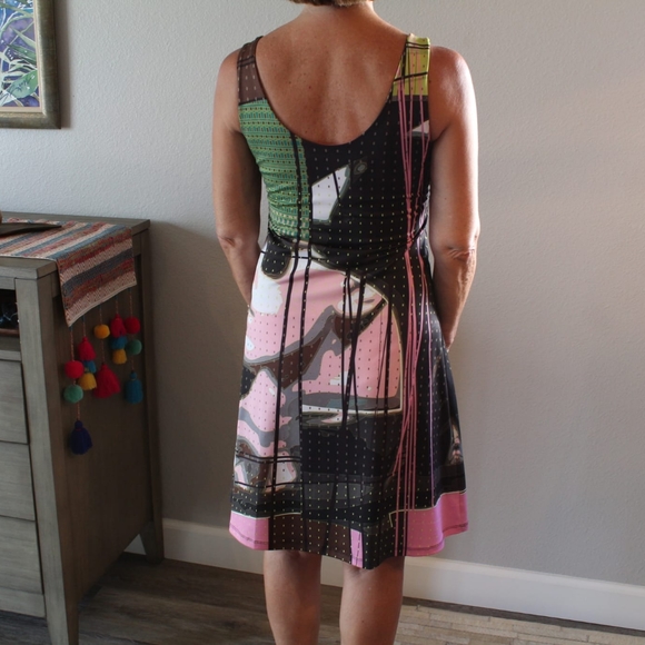 Modern, Reversible Dress - Picture 12 of 14